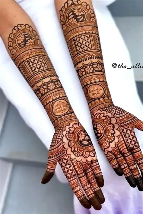 Bridal hands with name motifs